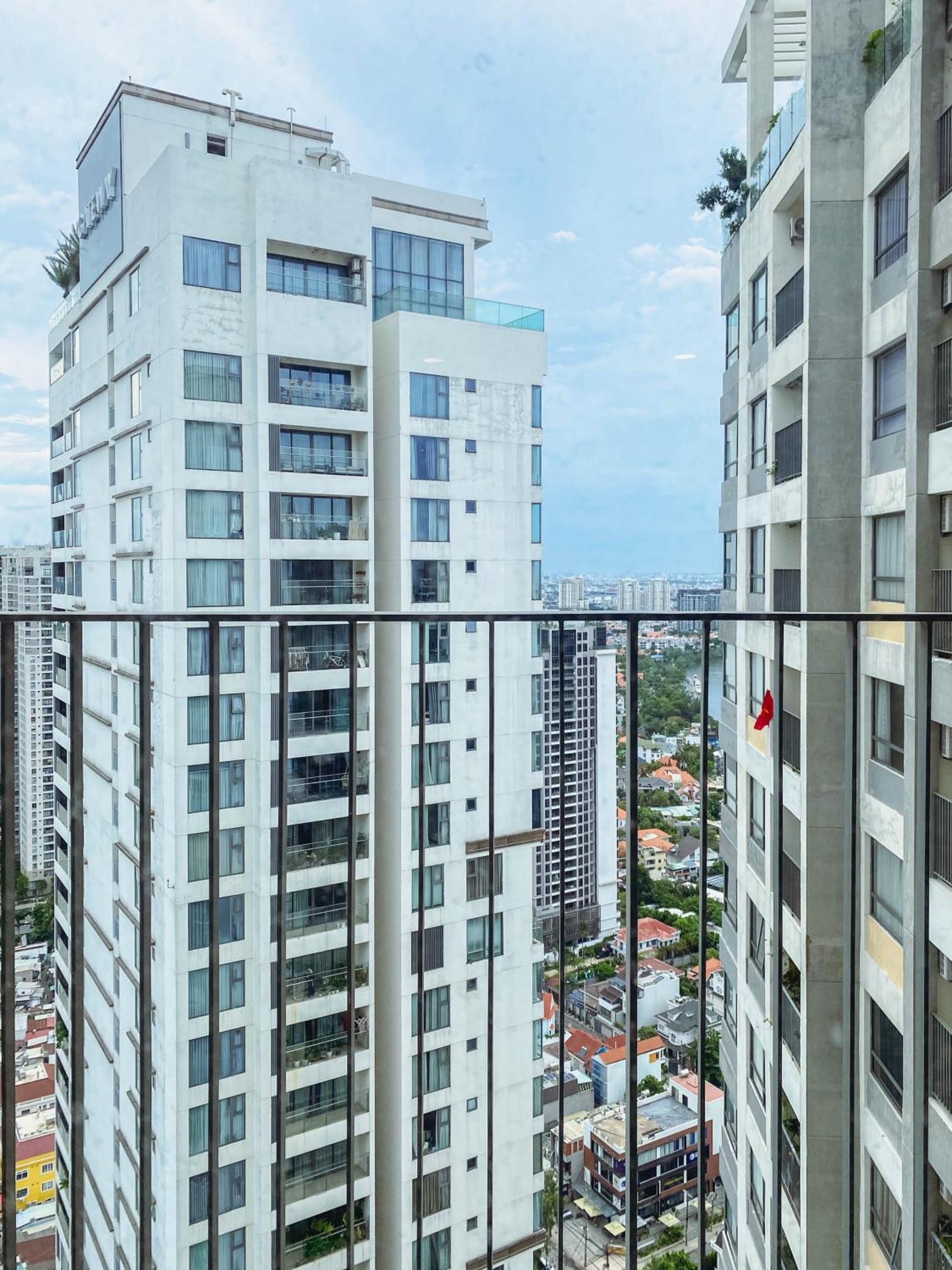 Zeus Living - 3 Bedroom In Masteri An Phu